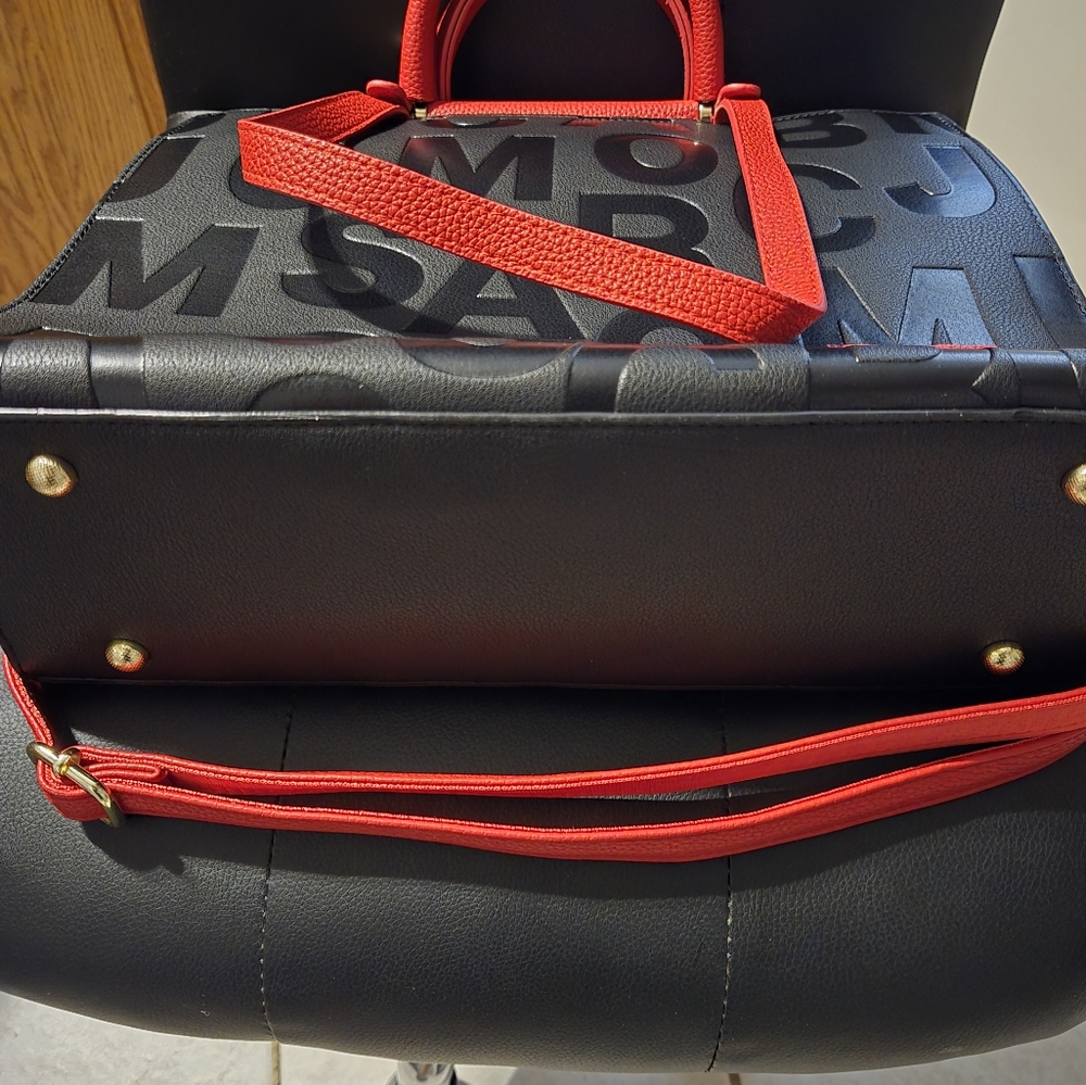 Fashionable crossbody/handbag - Picture 3 of 6